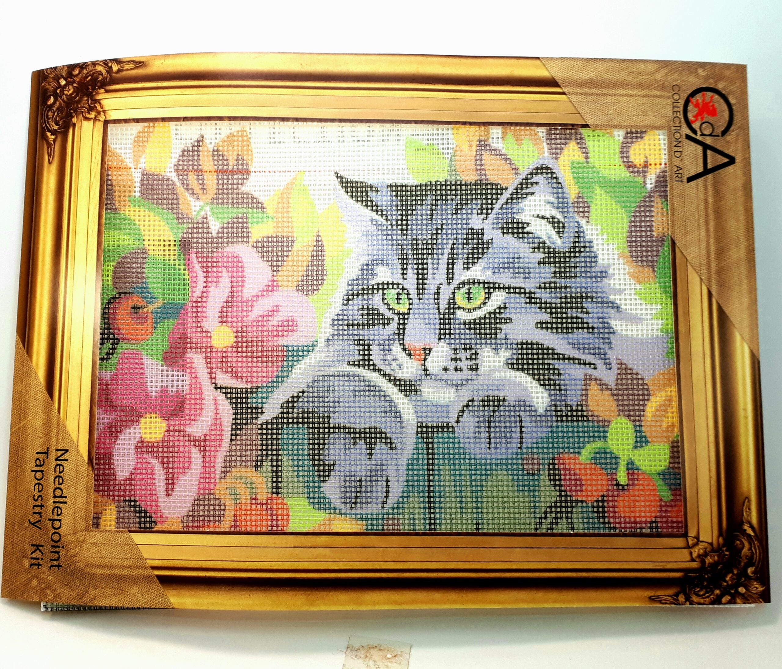 Kanavatyö harmaa kissa